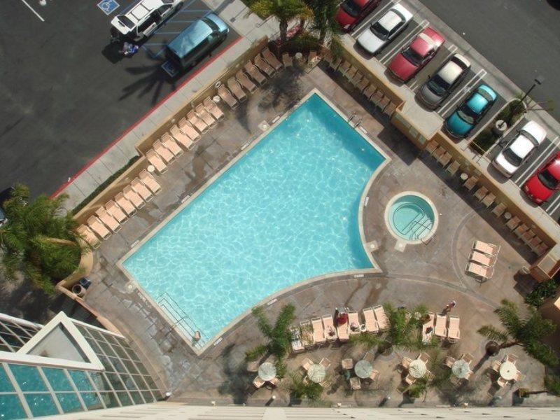 阿纳海姆万豪套房酒店 加登格罗夫 外观 照片